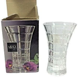 🖤 Monarchy Mikasa 4.75" Bud Vase Beveled Crystal Design (VZ006/612) Japan NIB